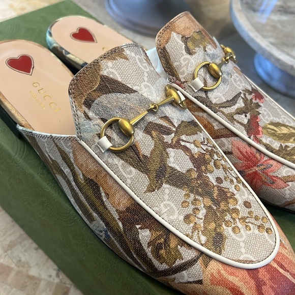 Brand new never worn GG Gucci supreme monogram flora princetown - Picture 4 of 5